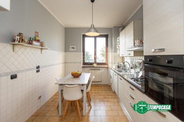 appartamento in vendita a Buscate