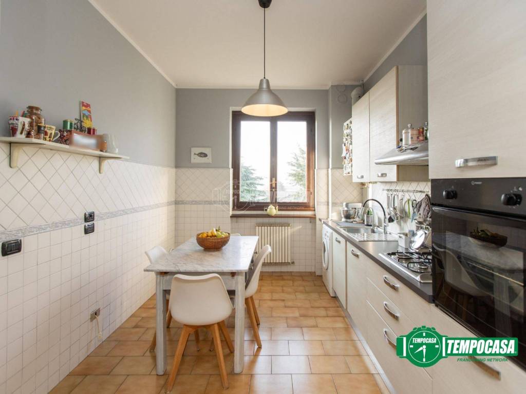 appartamento in vendita a Buscate