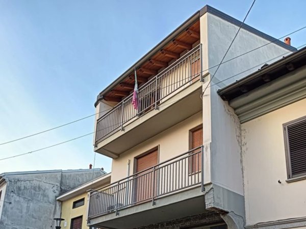 appartamento in vendita a Buscate