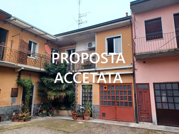 appartamento in vendita a Buscate