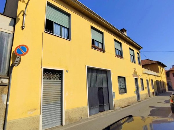 casa indipendente in vendita a Buscate