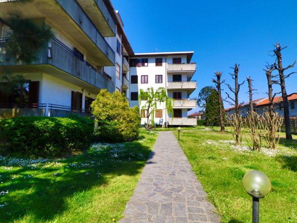appartamento in vendita a Buscate