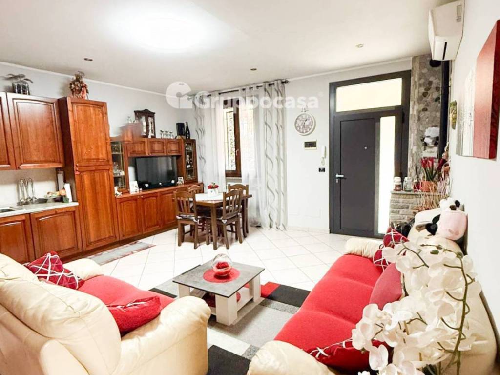 appartamento in vendita a Buscate