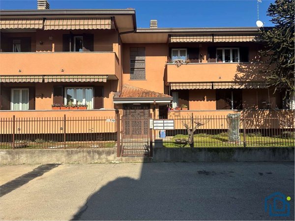 appartamento in vendita a Buscate