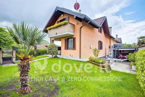 casa indipendente in vendita a Buscate