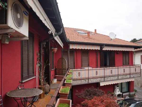 appartamento in vendita a Buscate