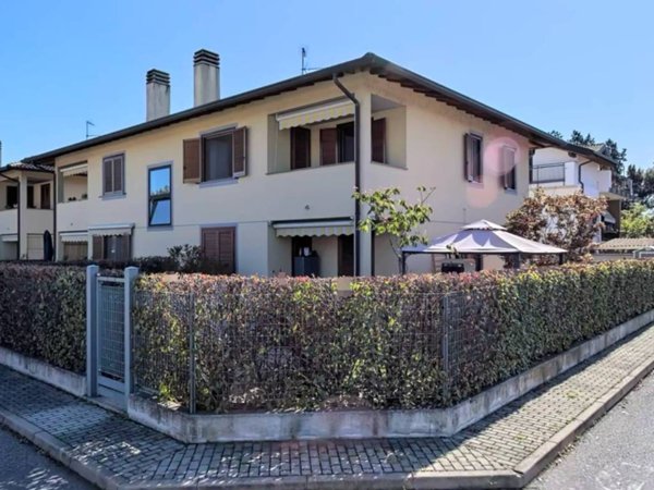 appartamento in vendita a Buscate