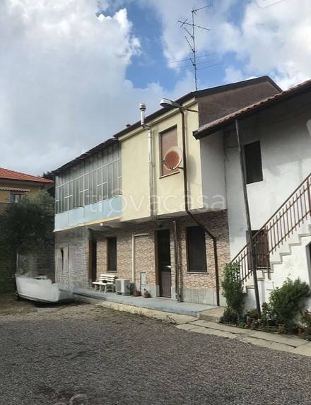 casa indipendente in vendita a Buscate