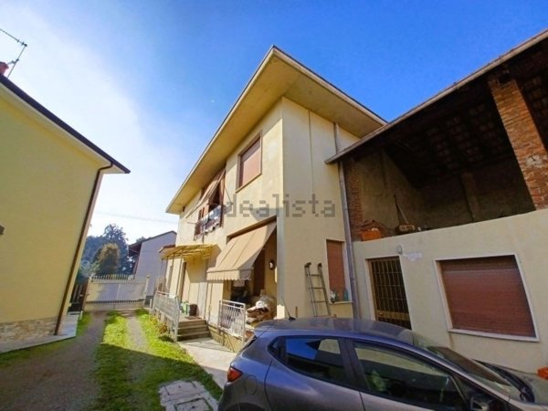 appartamento in vendita a Buscate