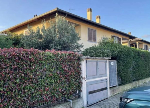appartamento in vendita a Buscate