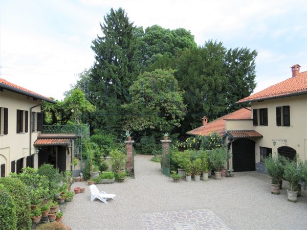 casa indipendente in vendita a Buscate