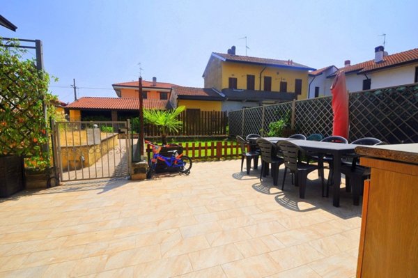 appartamento in vendita a Buscate