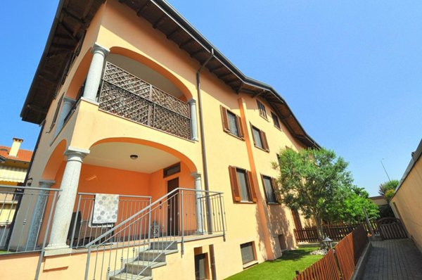 appartamento in vendita a Buscate