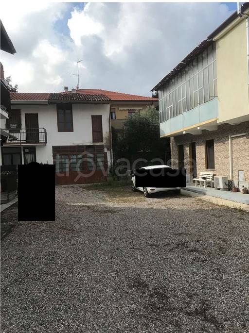 appartamento in vendita a Buscate