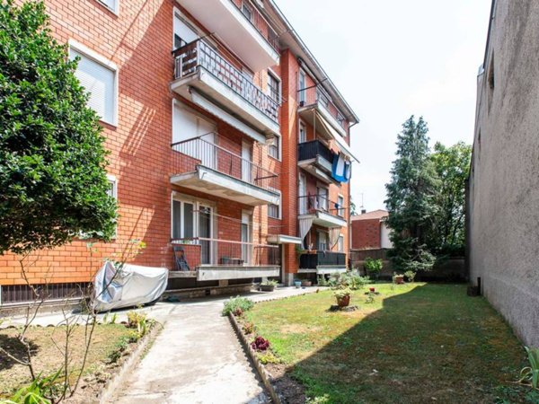 appartamento in vendita a Buscate