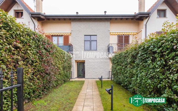 appartamento in vendita a Buscate