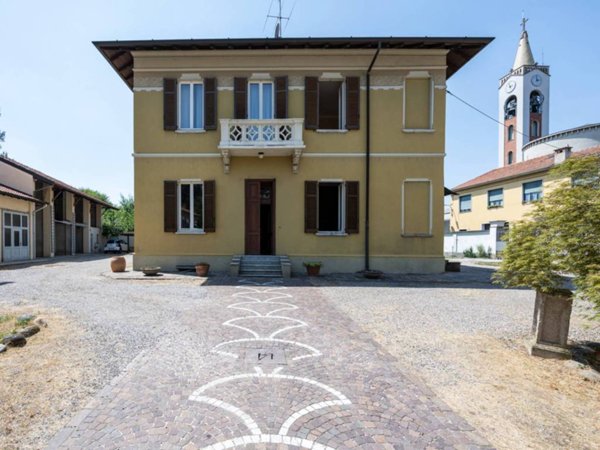 casa indipendente in vendita a Buscate