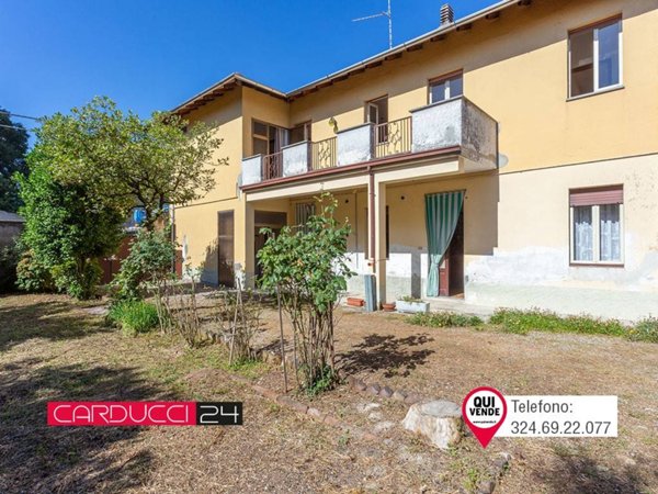 casa indipendente in vendita a Buscate