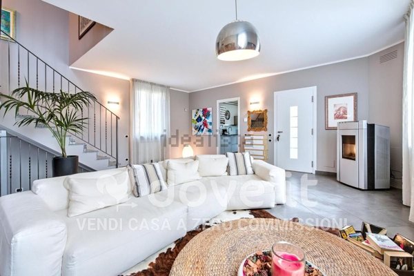 casa indipendente in vendita a Buscate