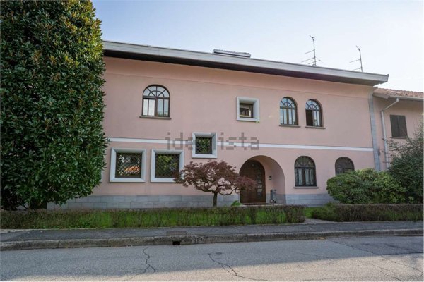casa indipendente in vendita a Buscate