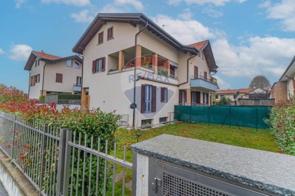 appartamento in vendita a Buscate
