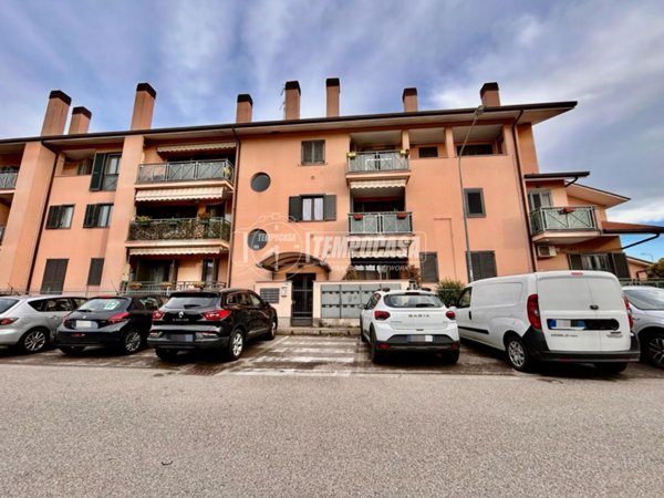 appartamento in vendita a Buscate