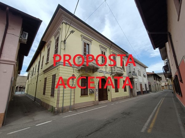 appartamento in vendita a Buscate