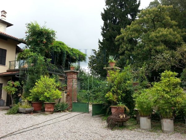 casa indipendente in vendita a Buscate