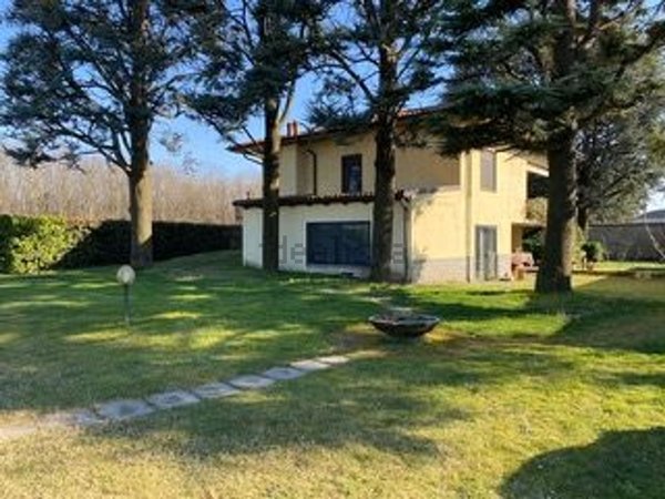 casa indipendente in vendita a Buscate