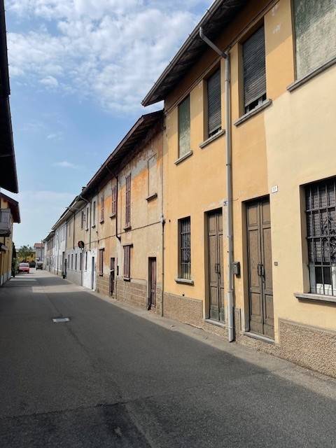 appartamento in vendita a Buscate