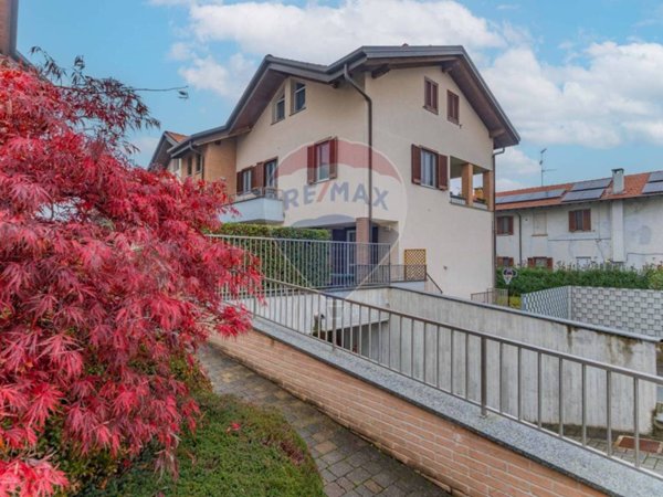 appartamento in vendita a Buscate
