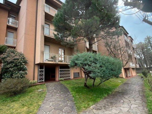 appartamento in vendita a Buscate