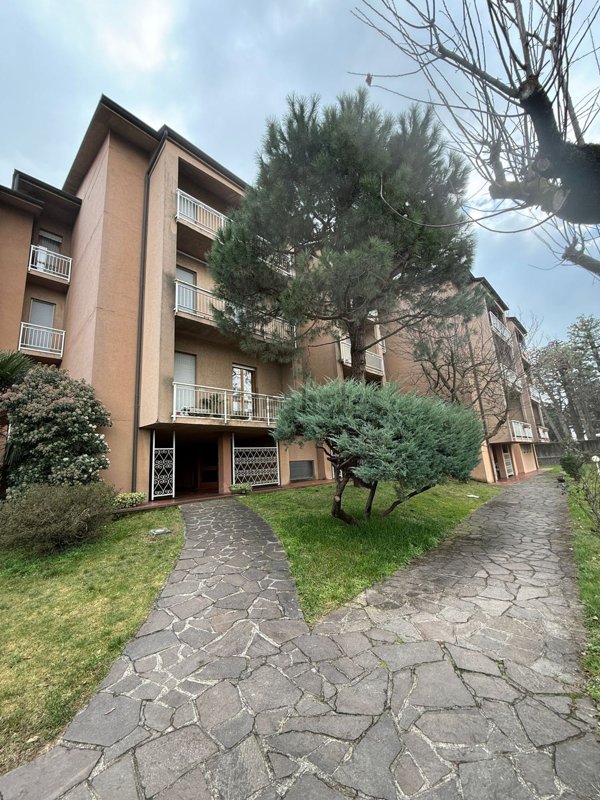 appartamento in vendita a Buscate