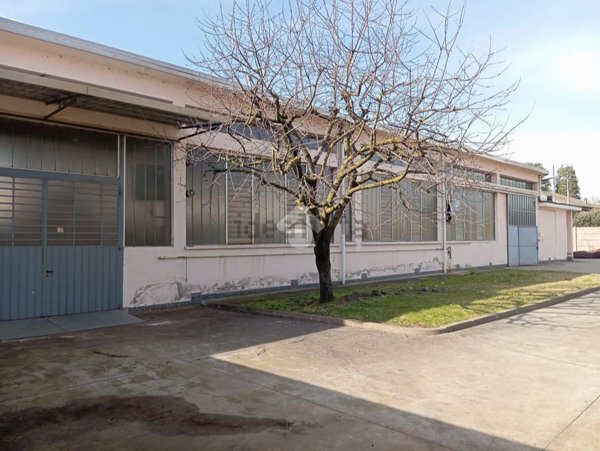 locale di sgombero in vendita a Buscate