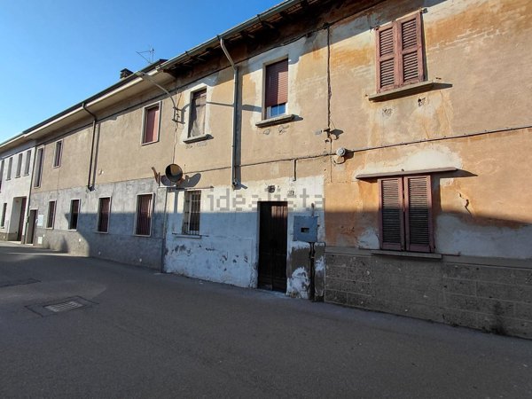 appartamento in vendita a Buscate