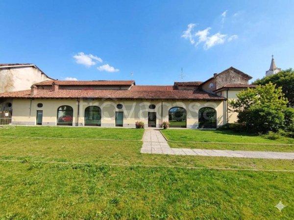 negozio in vendita a Buscate
