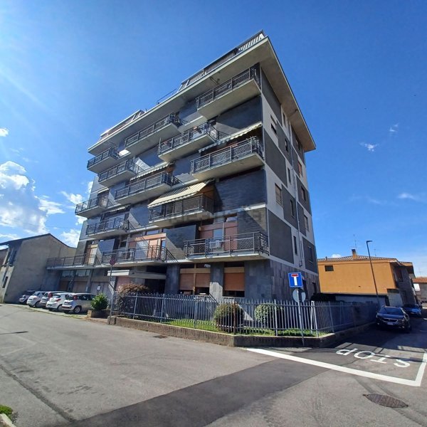 appartamento in vendita a Buscate