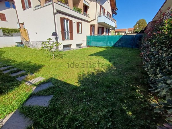 appartamento in vendita a Buscate