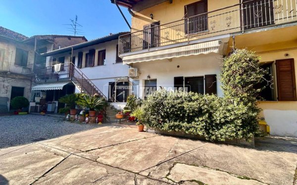 appartamento in vendita a Buscate
