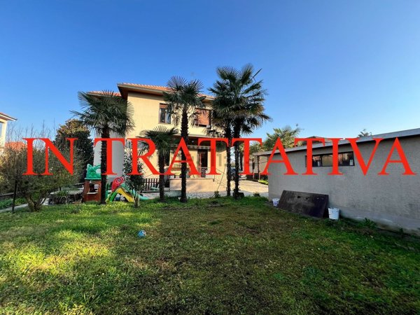 casa indipendente in vendita a Buscate
