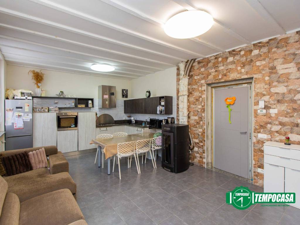 casa indipendente in vendita a Buscate