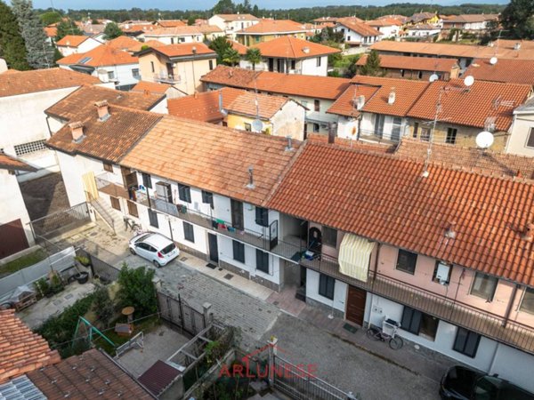 appartamento in vendita a Buscate