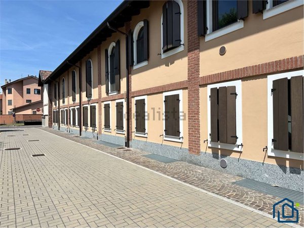appartamento in vendita a Buscate