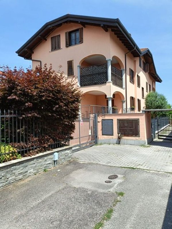 appartamento in vendita a Buscate