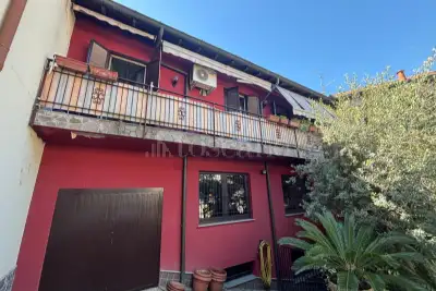 appartamento in vendita a Buscate