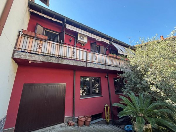 appartamento in vendita a Buscate