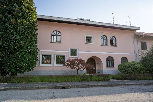 casa indipendente in vendita a Buscate