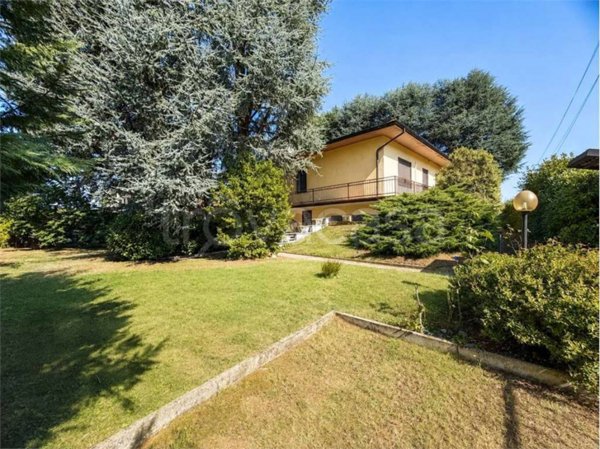 casa indipendente in vendita a Buscate