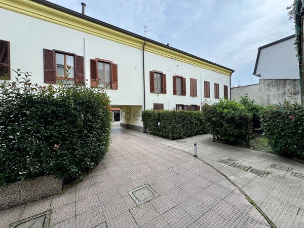 appartamento in vendita a Buscate