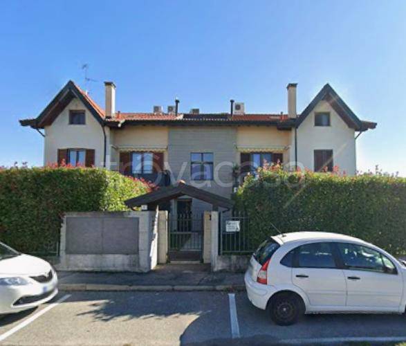 appartamento in vendita a Buscate